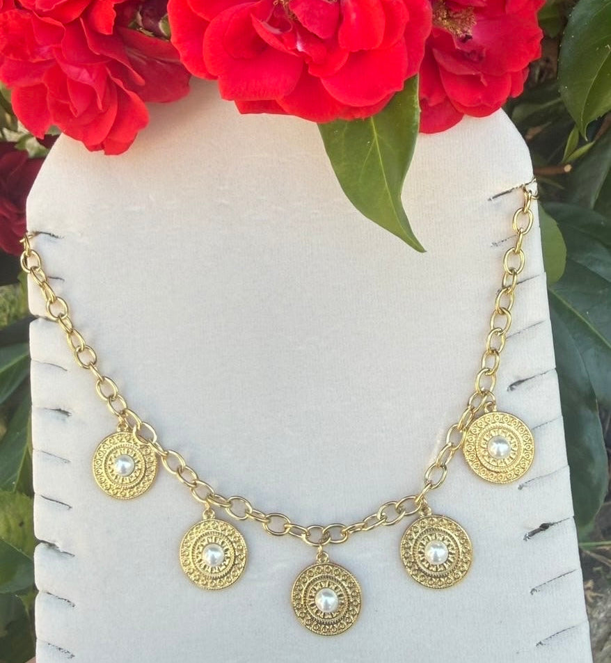 Collier Julia
