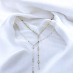 Collier Lilyas